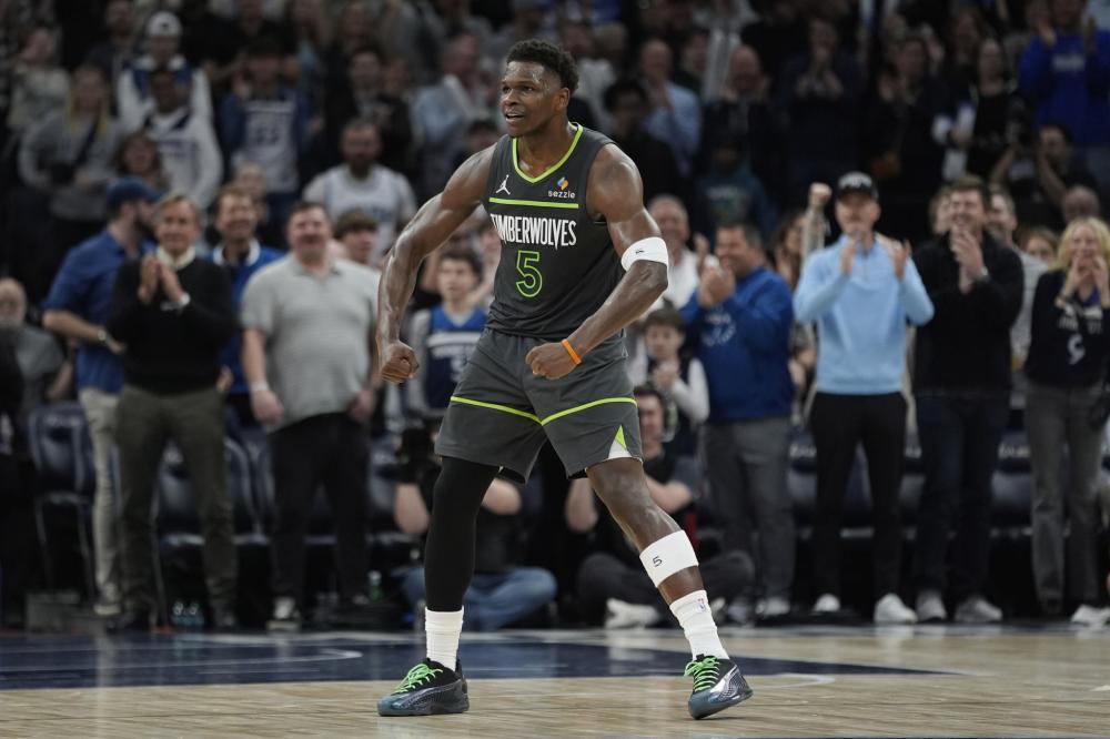 他更具竞争 他更具竞争